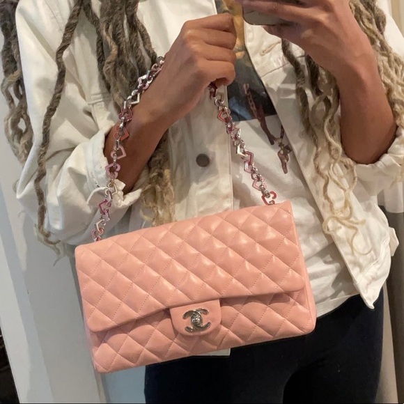 RARE CHANEL HEARTS FLAP BAG - Picture 11 of 15